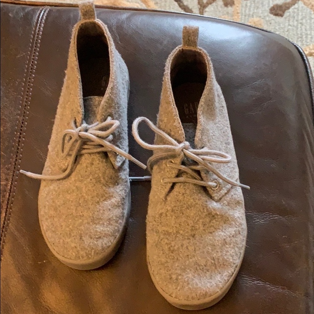 Boys grey dress shoes